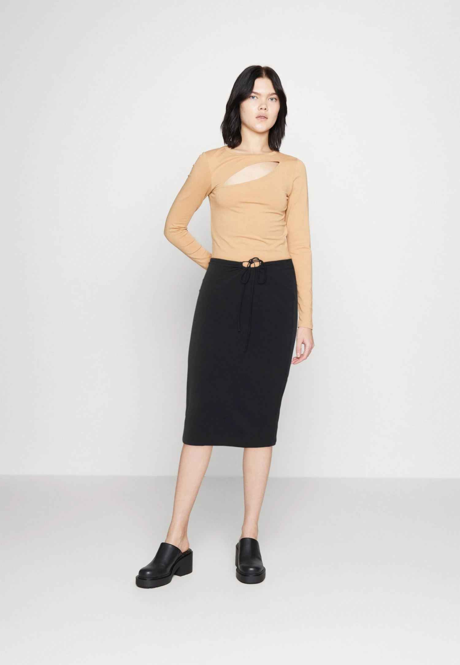 Even&Odd Jupe Crayon - Black â Image 2