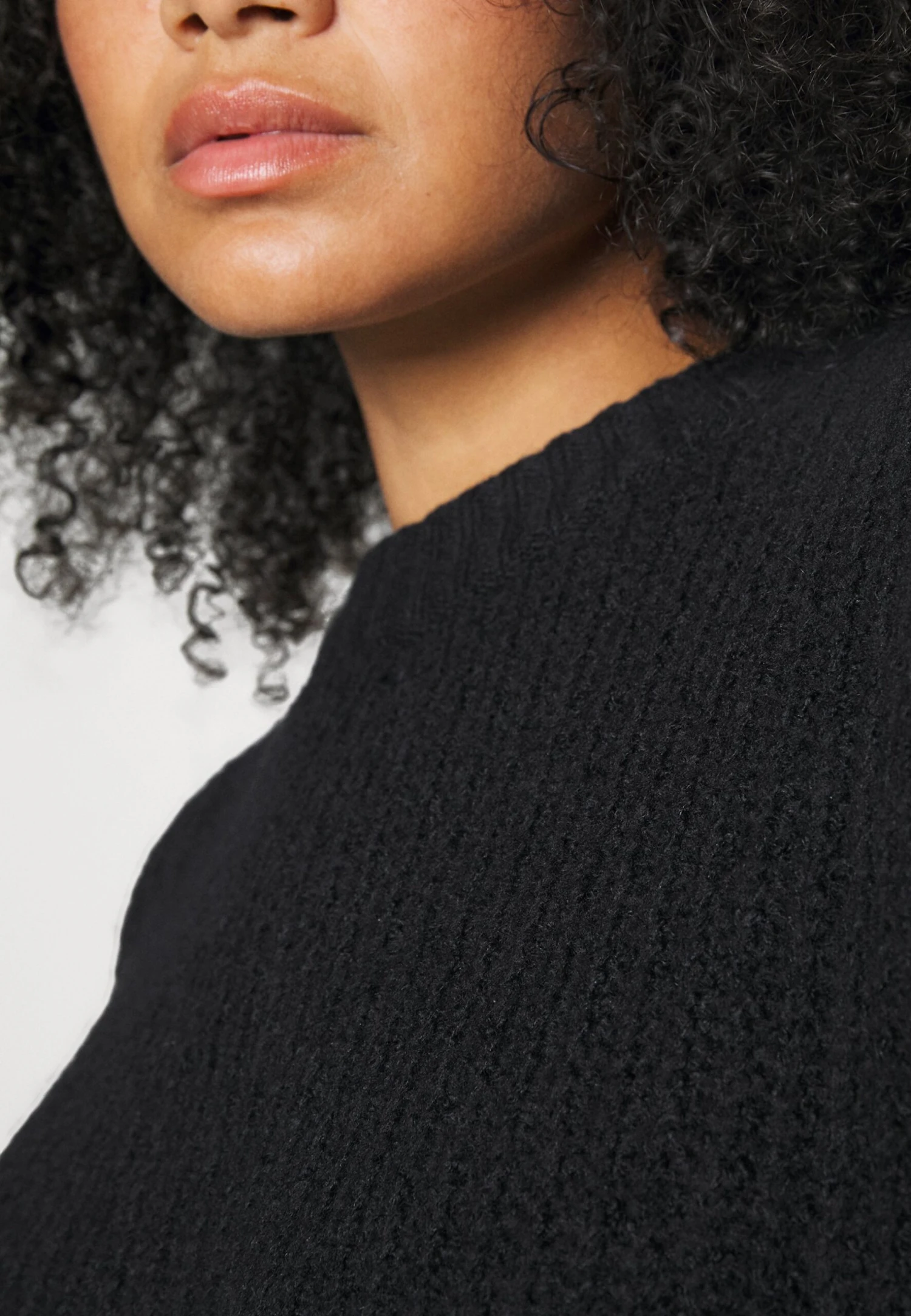 Pullover - Black â Image 5