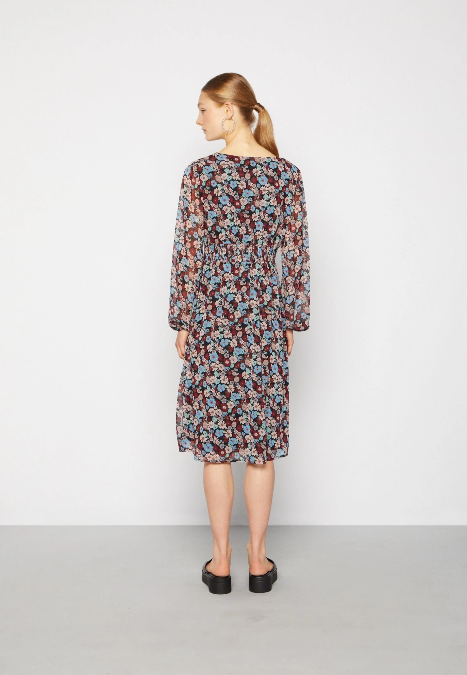 Even&Odd Robe De Jour - Black/Red/Multi-Coloured â Image 3