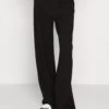 Business Casual Wide Legs With Front Pleats - Pantalon Classique - Black