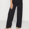 Wide Leg Trousers - Pantalon Classique - Black